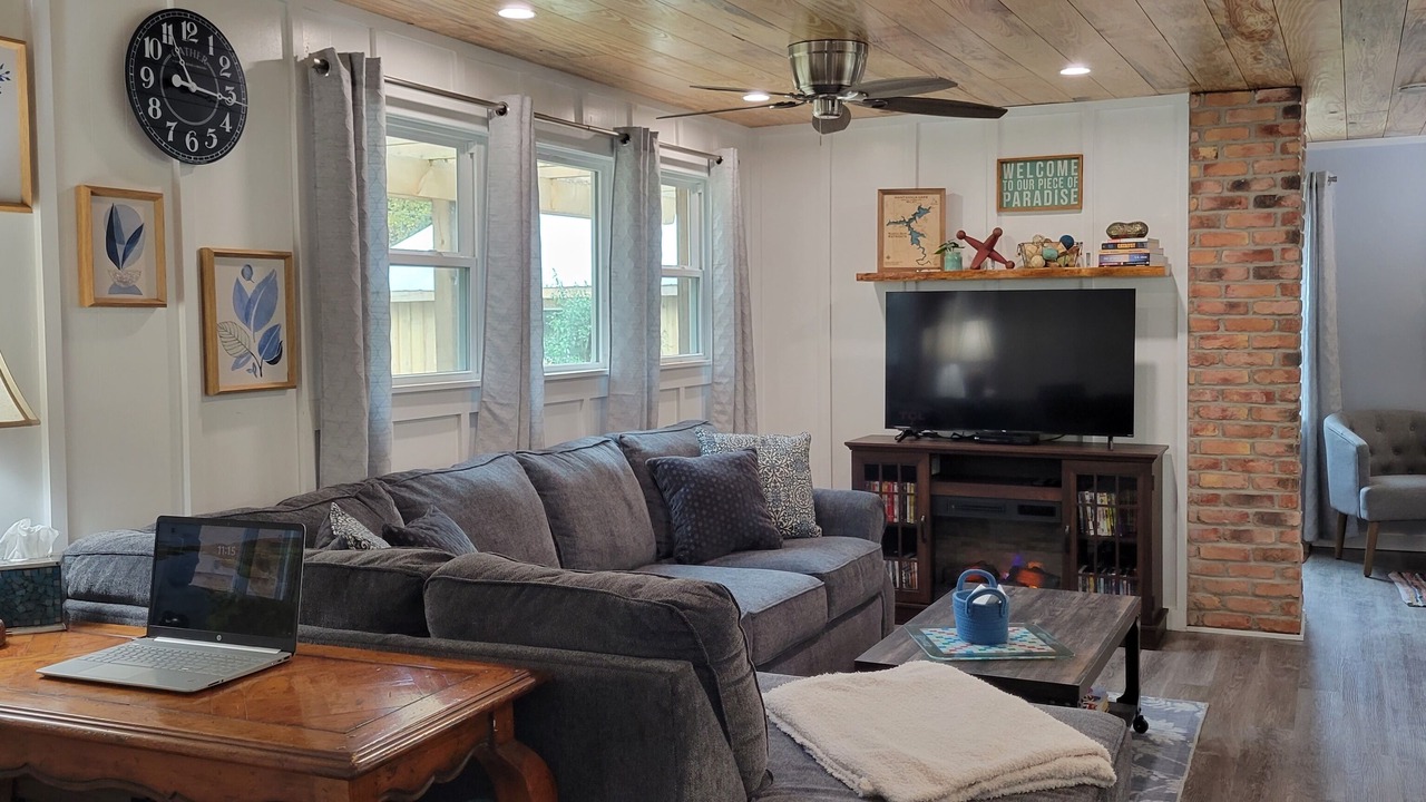 Photo of Livingroom in Aquone