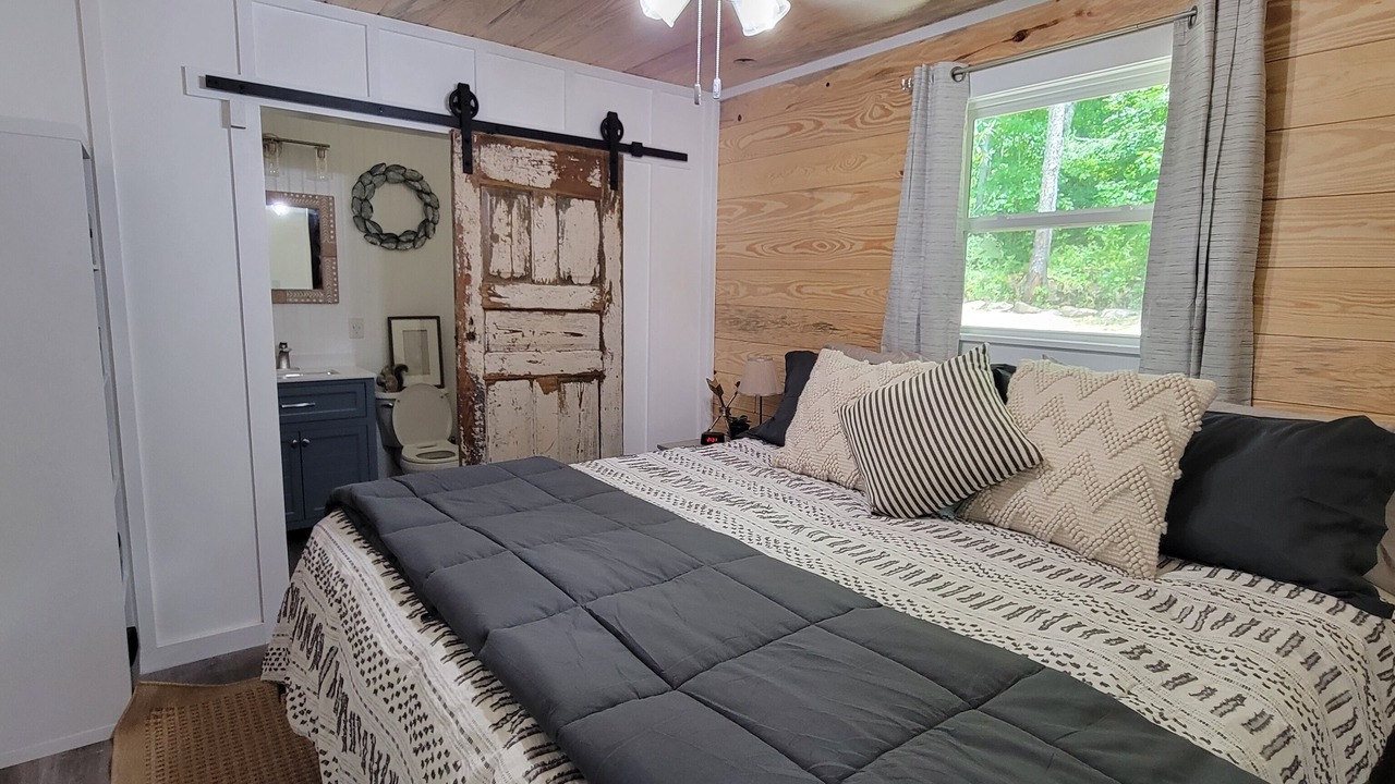 Photo of Bedroom in Aquone