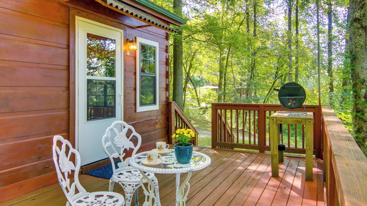 Photo of Outdoor in Hendersonville