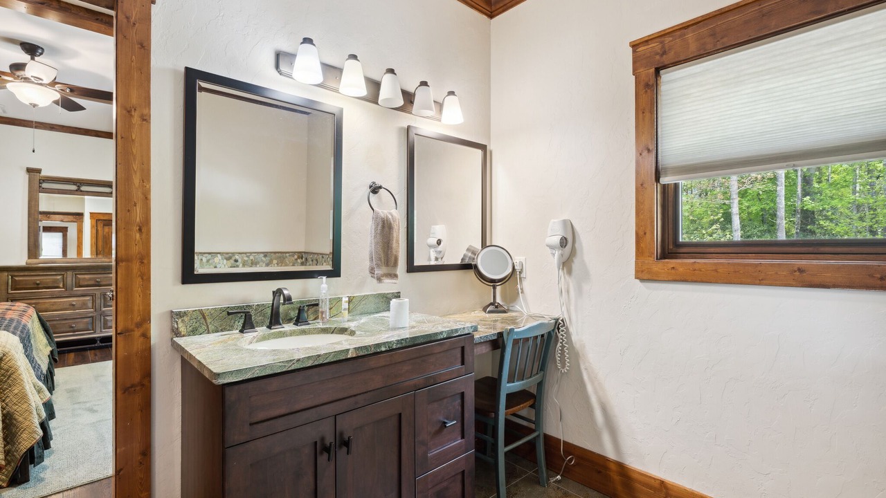 Photo of Bathroom in Sapphire