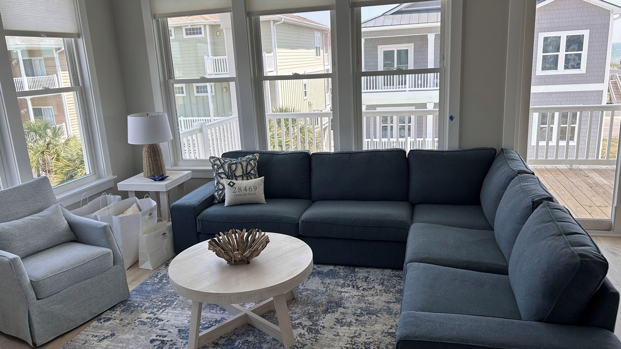 Photo of Livingroom in Ocean Isle Beach