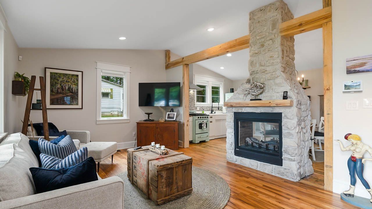 Photo of Livingroom in New Hill