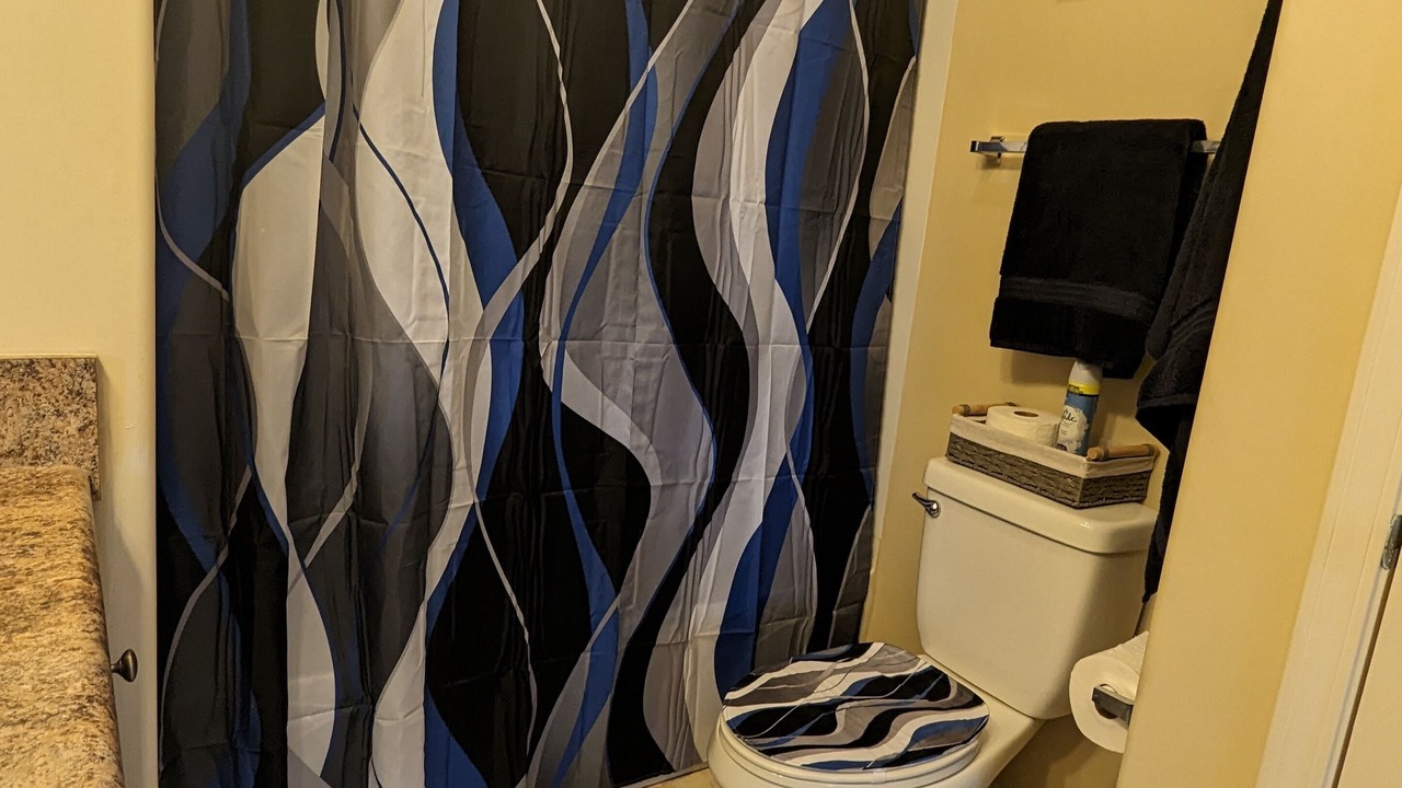 Photo of Bathroom in Executive Park