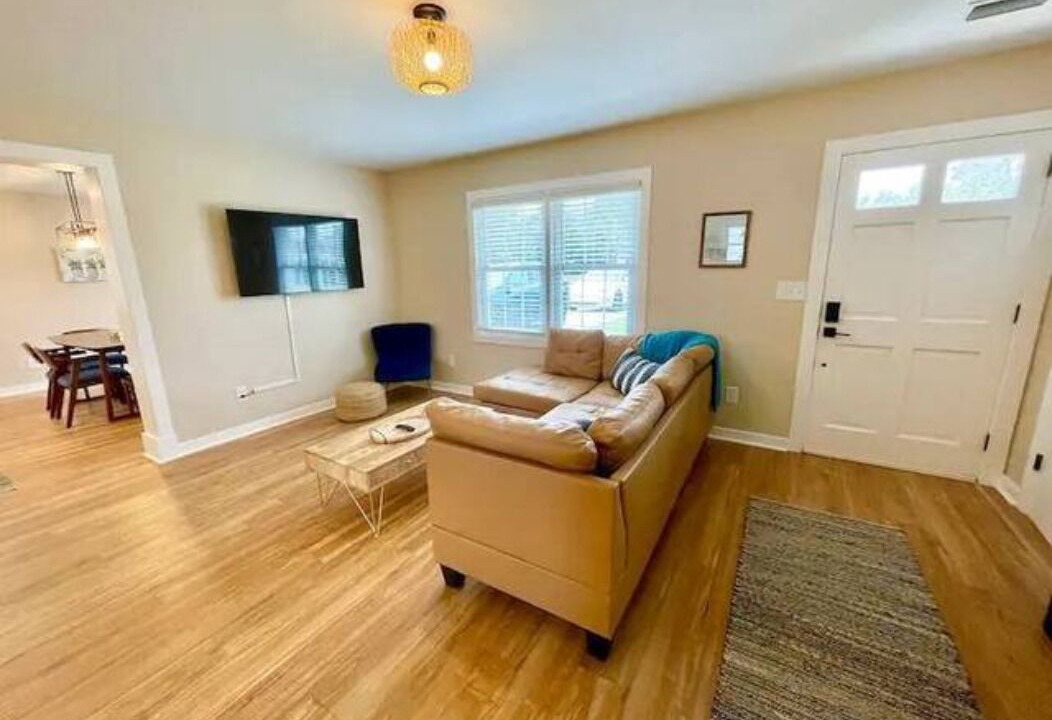 Photo of Livingroom in Kings Grant