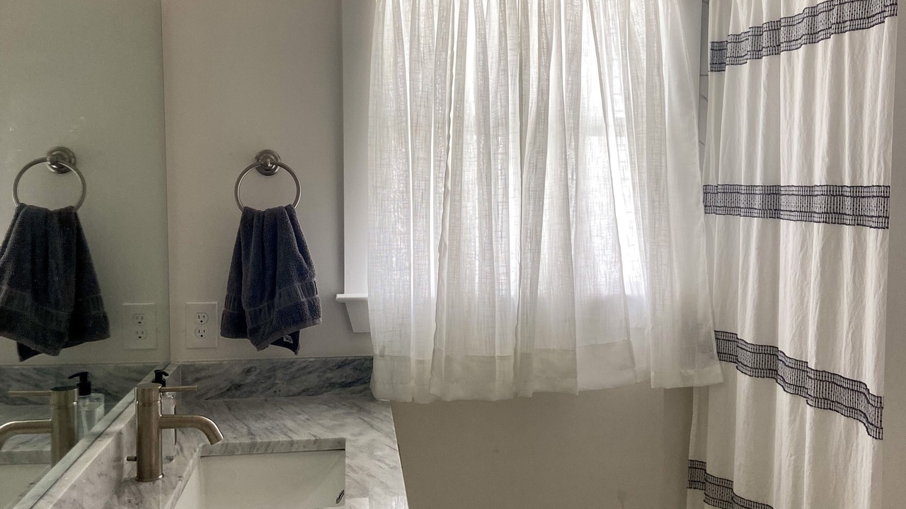 Photo of Bathroom in Charlotte Park