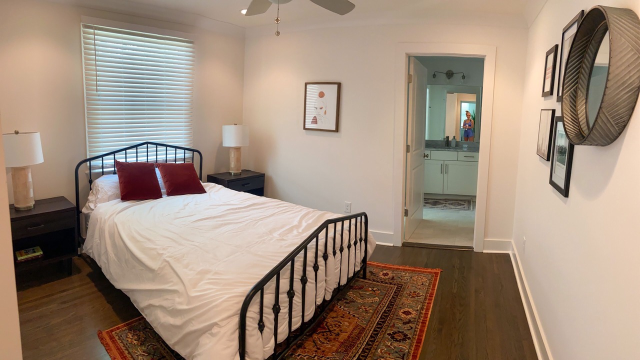 Photo of Bedroom in Charlotte Park