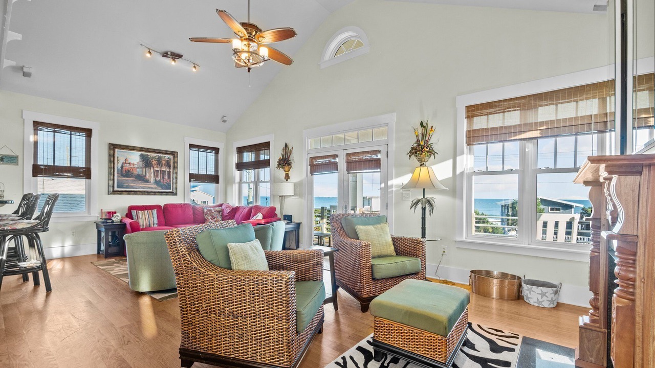 Photo of Bedroom in Topsail Beach