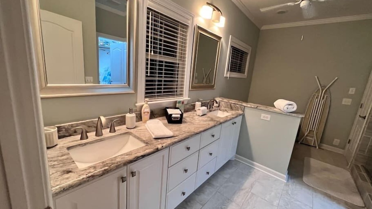 Photo of Bathroom in Olivia