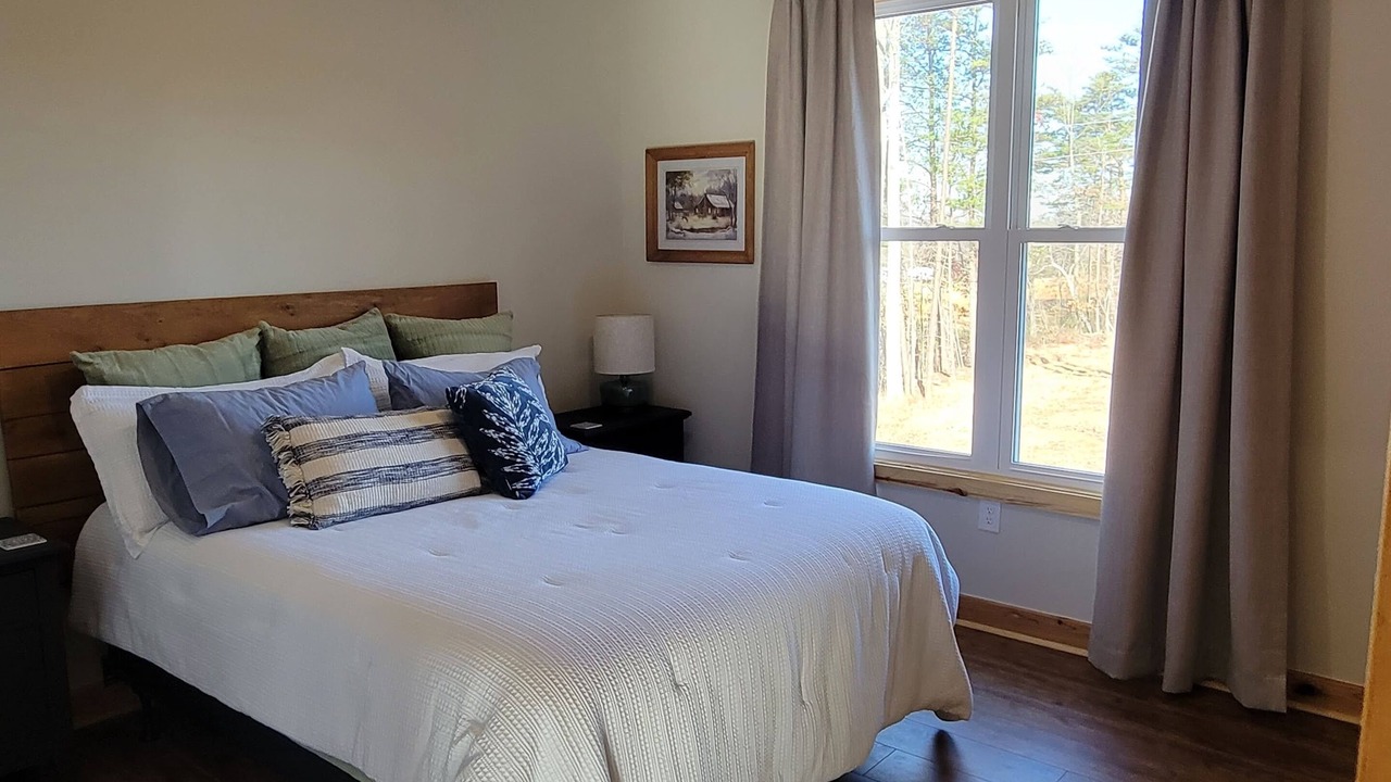 Photo of Bedroom in Pinnacle