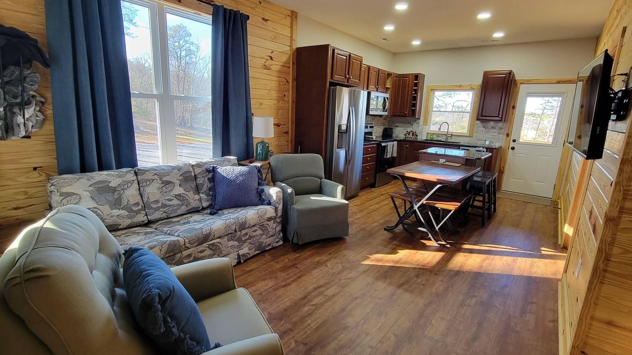 Photo of Livingroom in Pinnacle