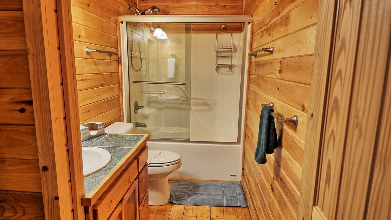 Photo of Bathroom in Warrensville