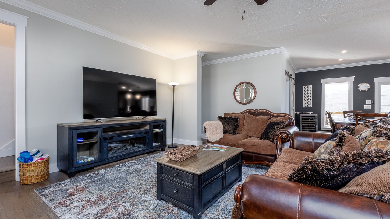 Photo of Livingroom in Glenville