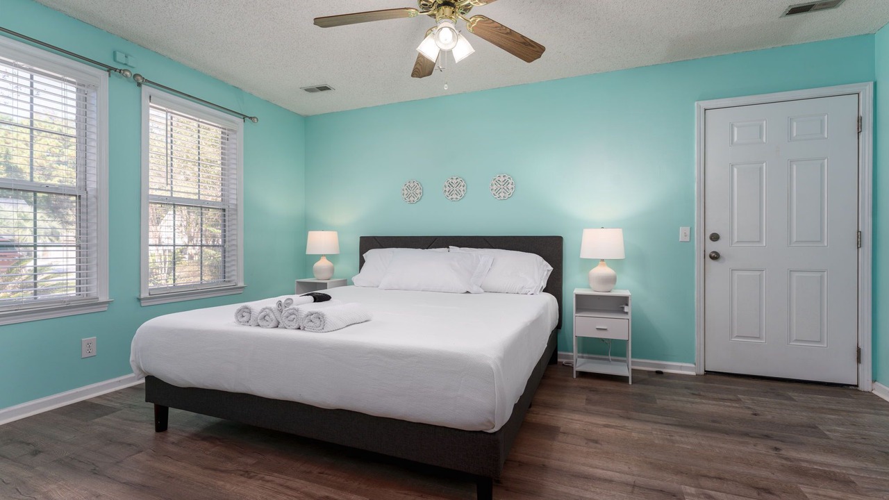 Photo of Bedroom in Myrtle Grove