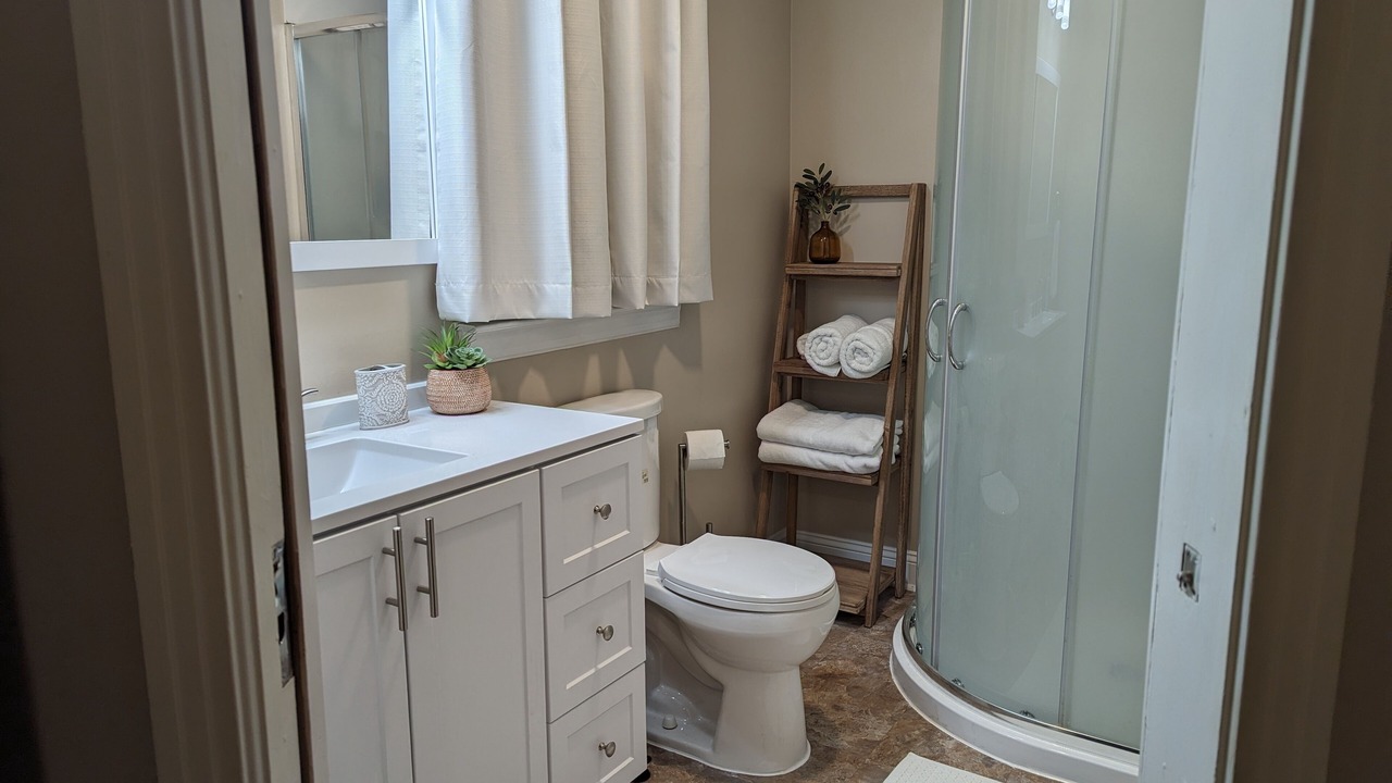 Photo of Bathroom in Roxboro