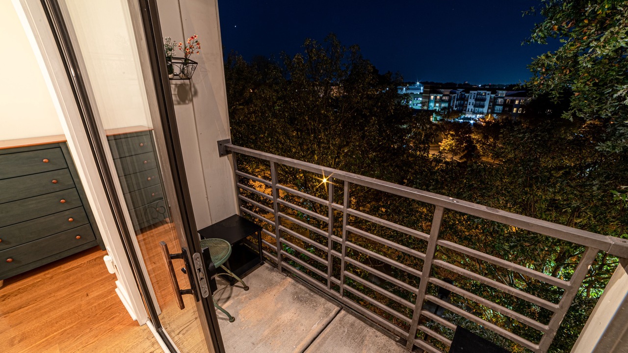 Photo of Patio Balcony in Second Ward