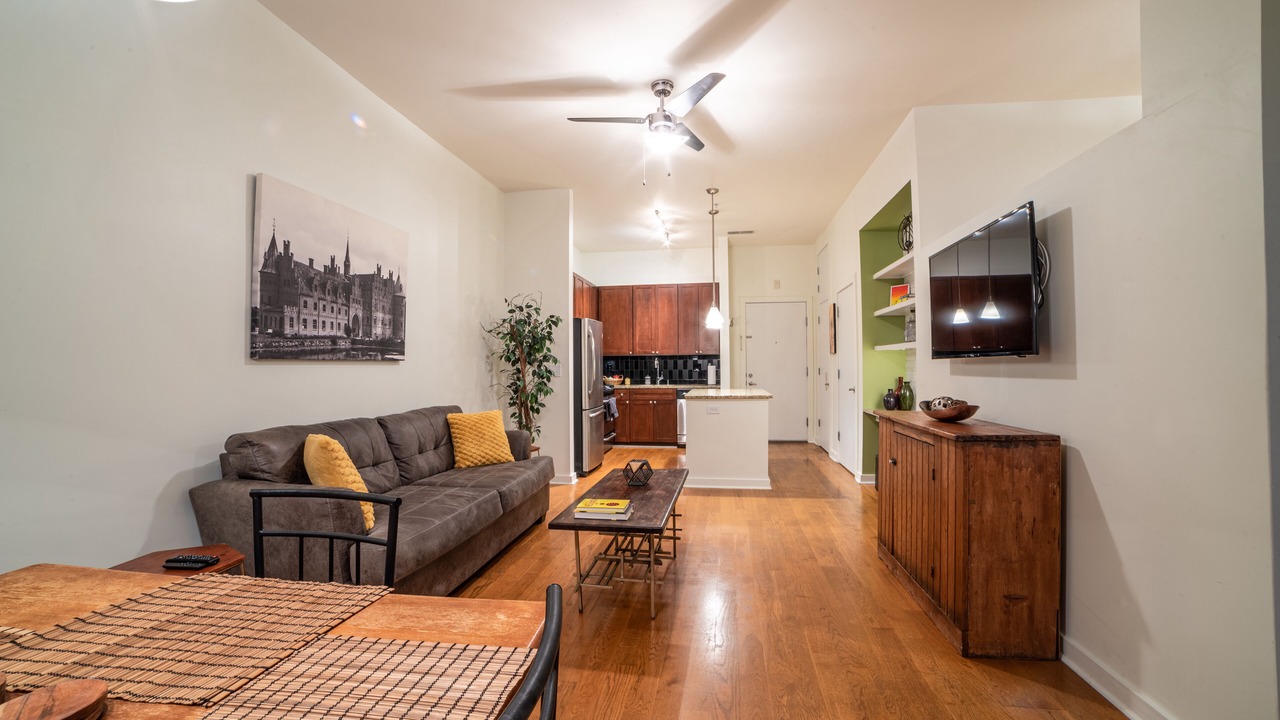 Photo of Livingroom in Second Ward
