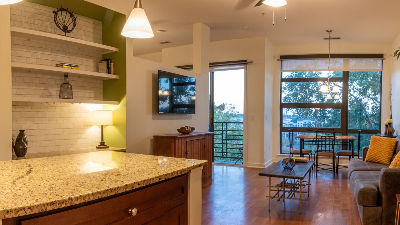 Photo of Livingroom in Second Ward