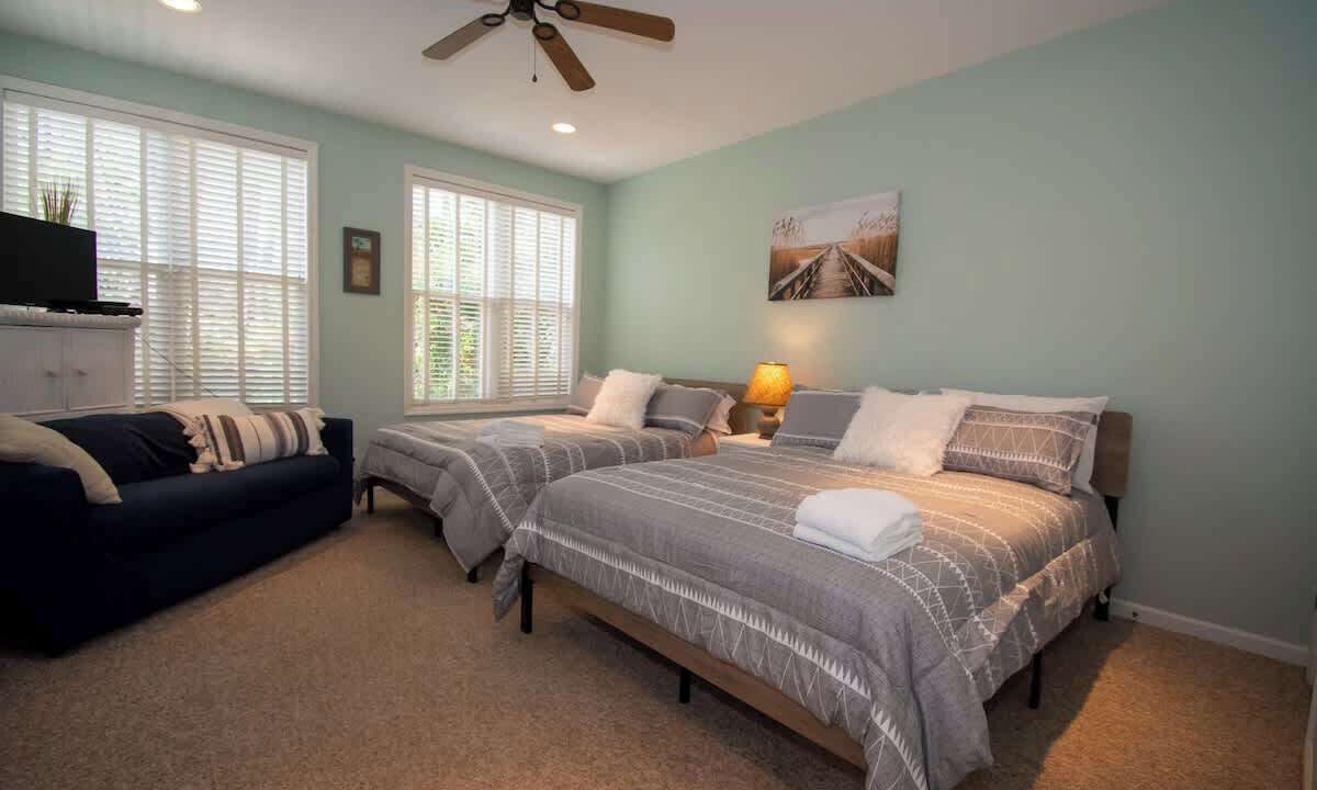 Photo of Bedroom in Saint Helena Island