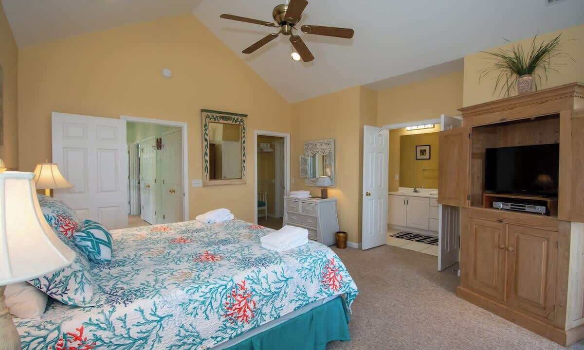 Photo of Bedroom in Saint Helena Island