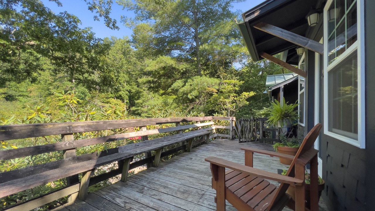 Photo of Patio Balcony in Tuxedo