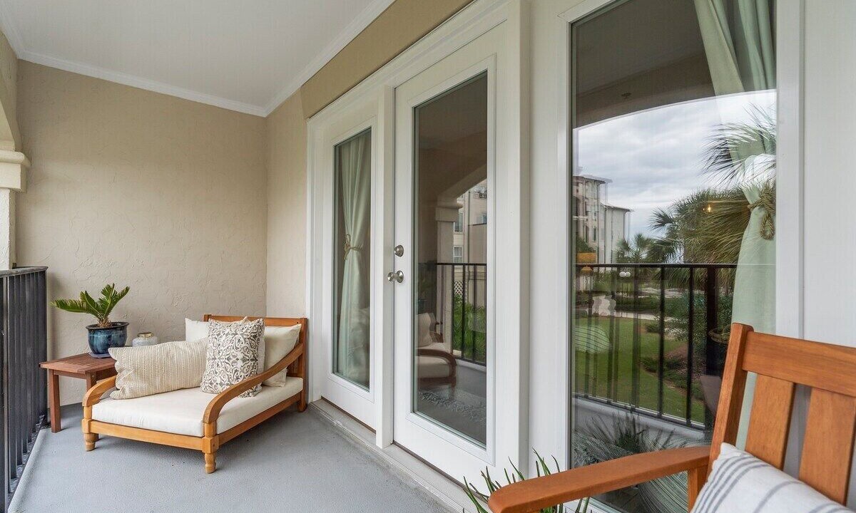 Photo of Patio Balcony in McCutcheon Field