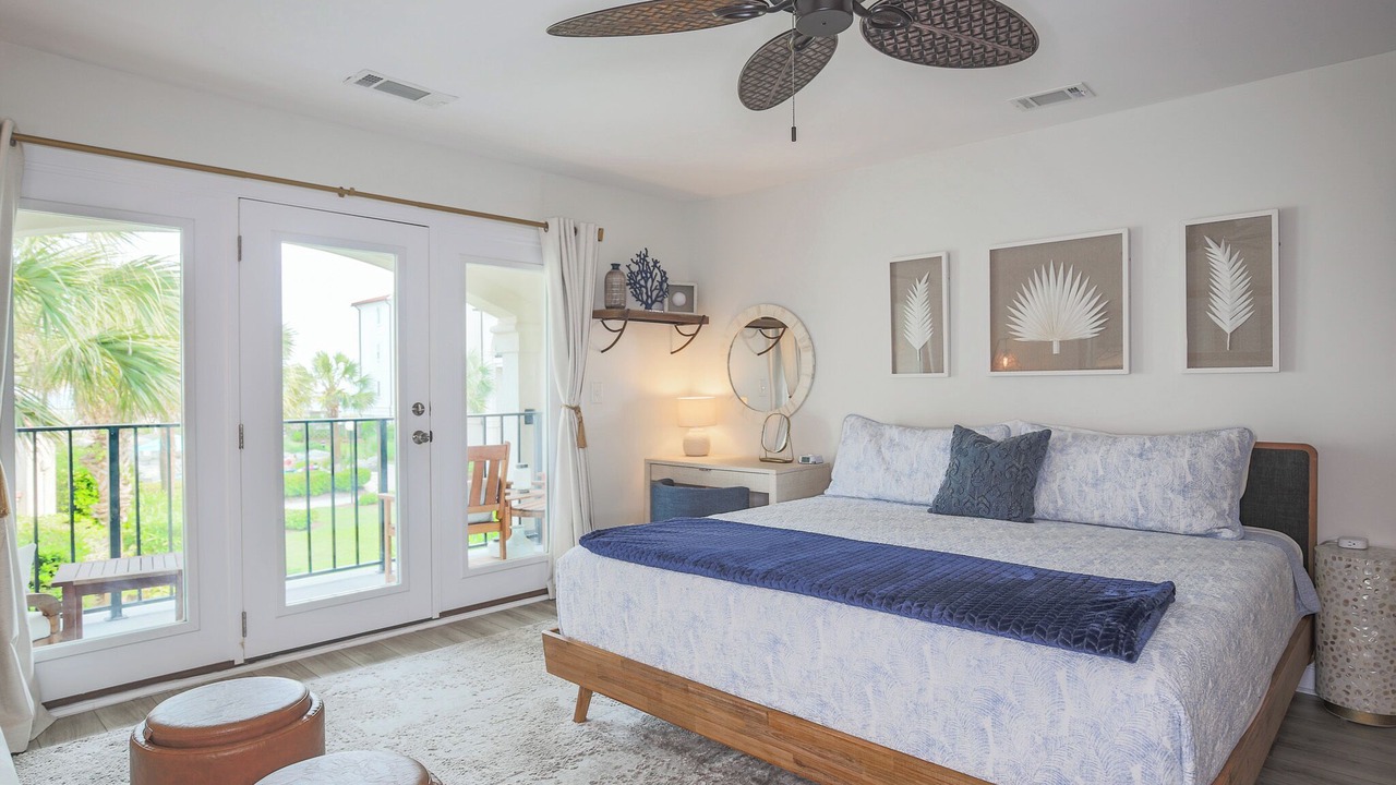 Photo of Bedroom in McCutcheon Field