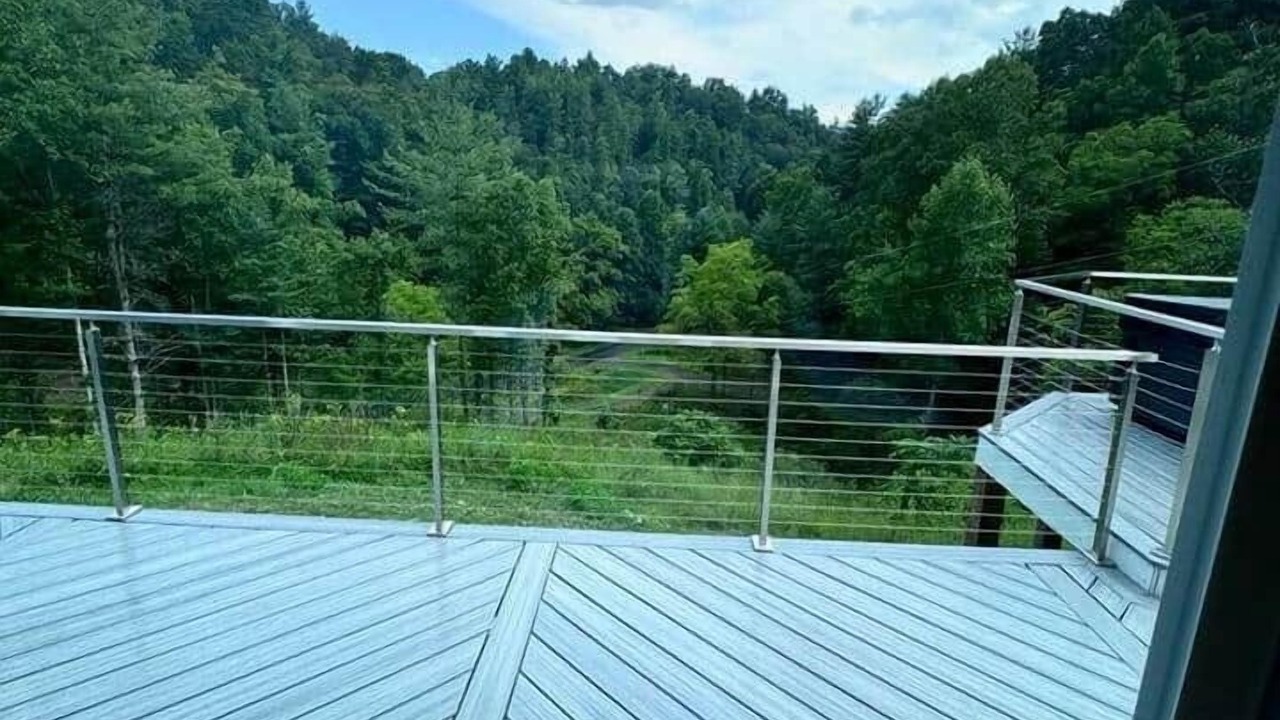 Photo of Outdoor in Bakersville