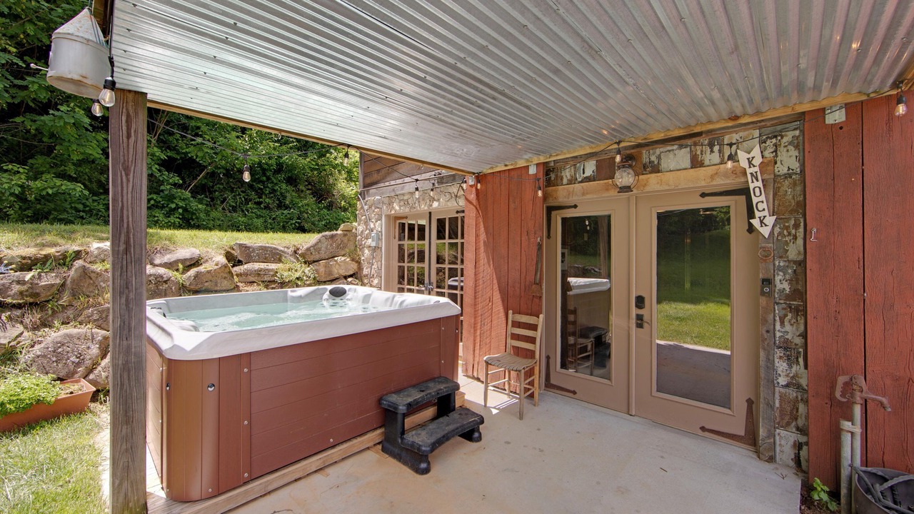 Photo of Patio Balcony in Waynesville
