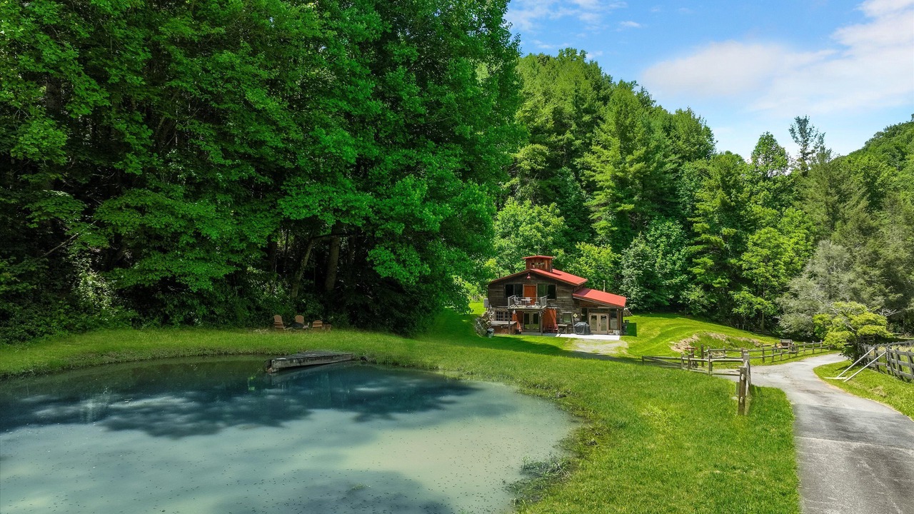 Photo of Outdoor in Waynesville