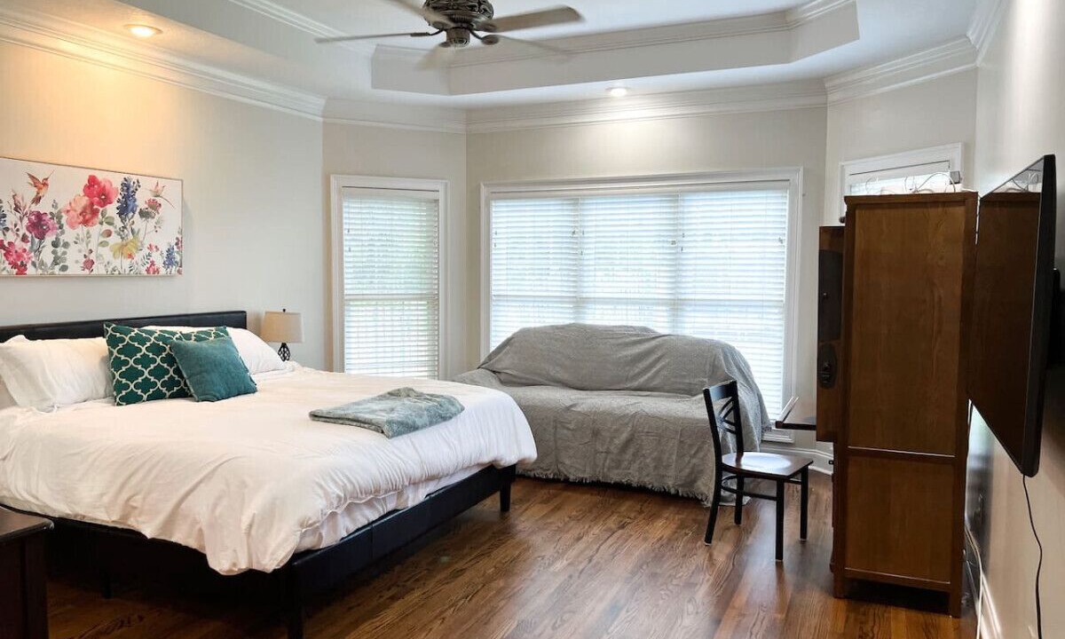 Photo of Bedroom in Evans