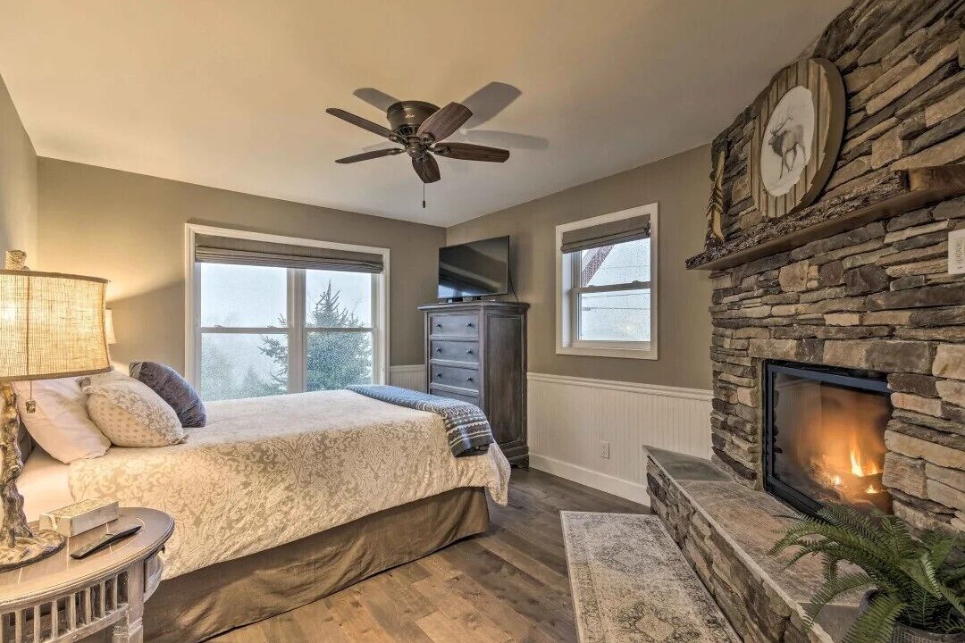Photo of Livingroom in Beech Mountain
