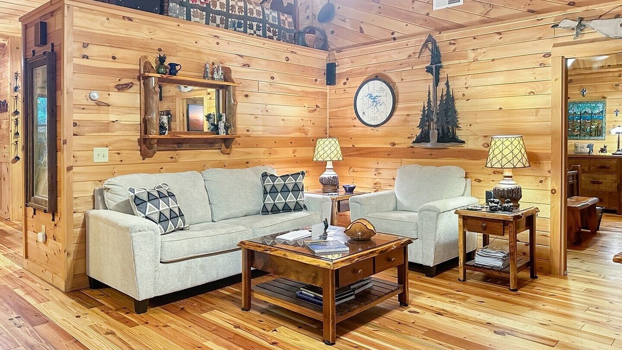Photo of Bedroom in Robbinsville