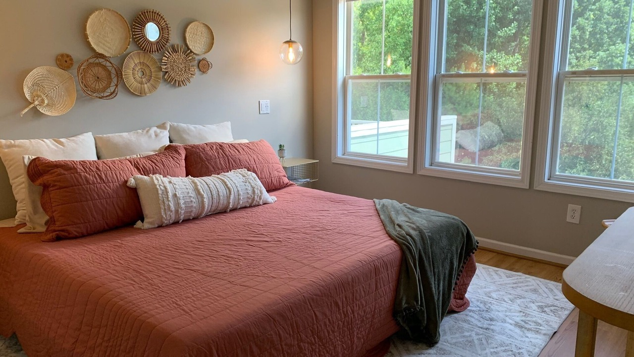 Photo of Bedroom in Apex