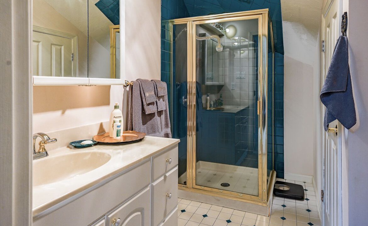 Photo of Bathroom in Aquone
