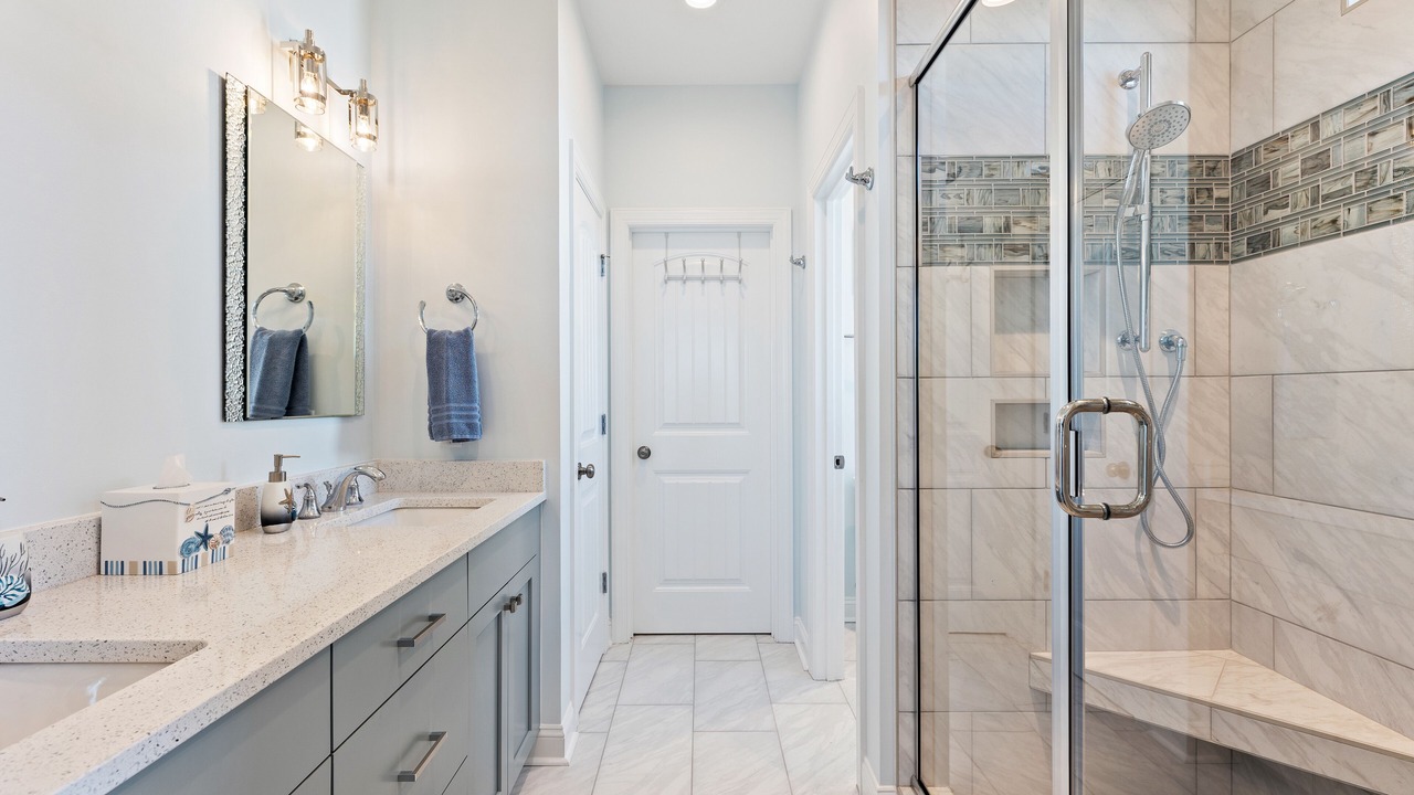 Photo of Bathroom in Wilmington Beach