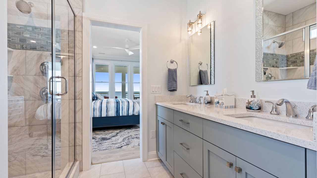 Photo of Bathroom in Wilmington Beach