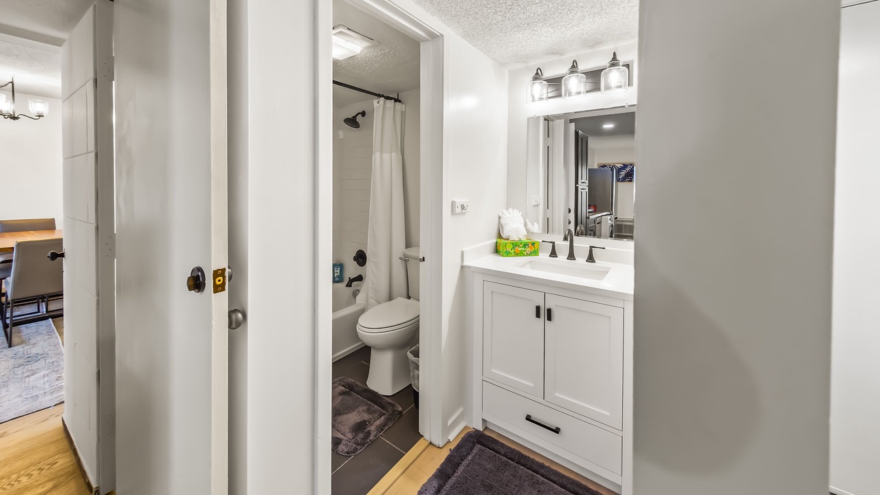 Photo of Bathroom in Fairfield Harbour