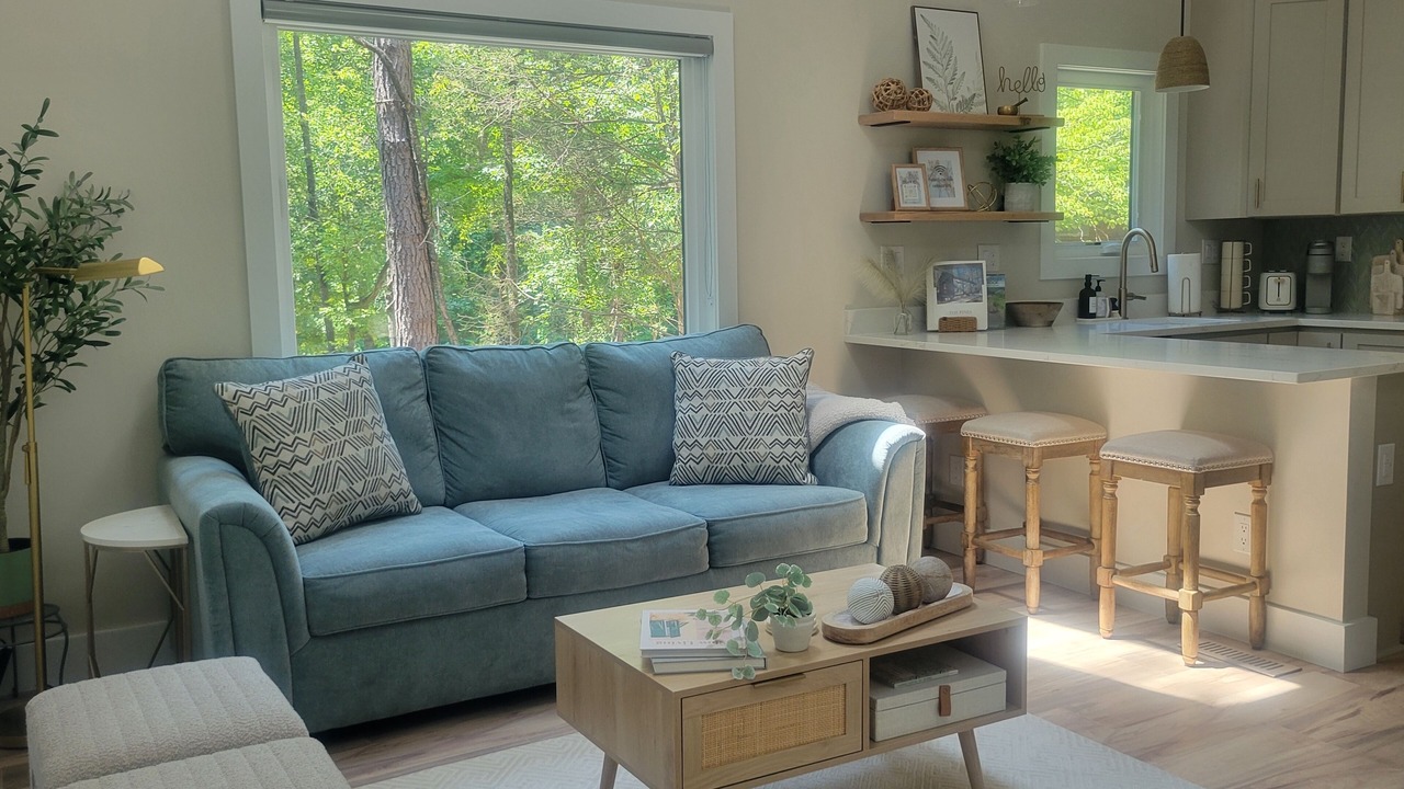 Photo of Livingroom in Rutherfordton