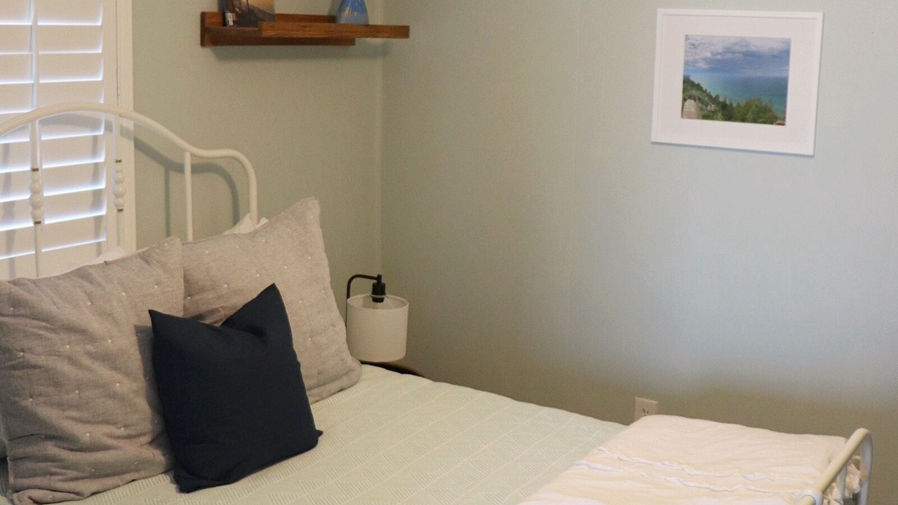 Photo of Bedroom in Colington