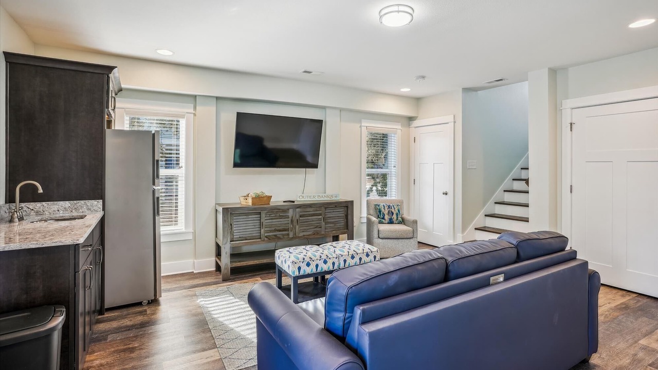 Photo of Livingroom in Whalehead Beach