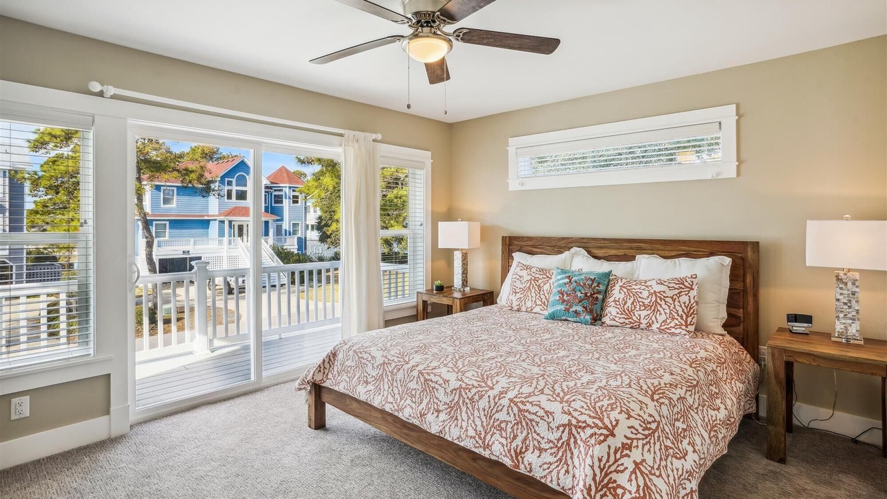 Photo of Bedroom in Whalehead Beach