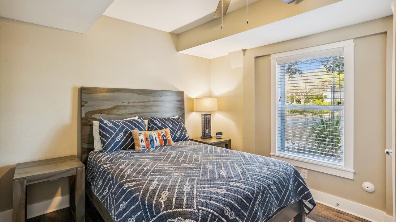 Photo of Bedroom in Whalehead Beach