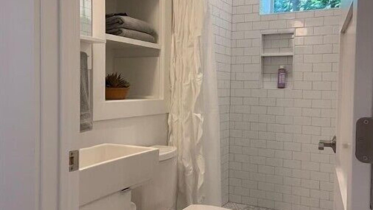 Photo of Bathroom in Kenilworth