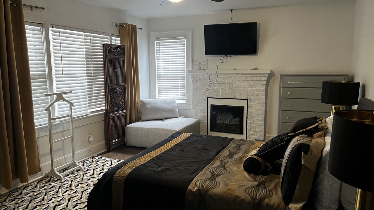 Photo of Bedroom in Albemarle