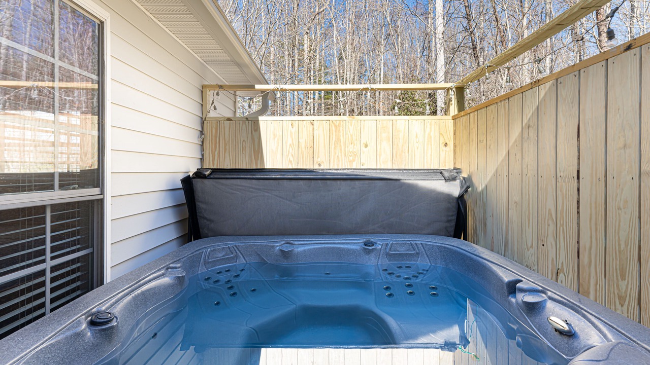 Photo of Outdoor in Mills River