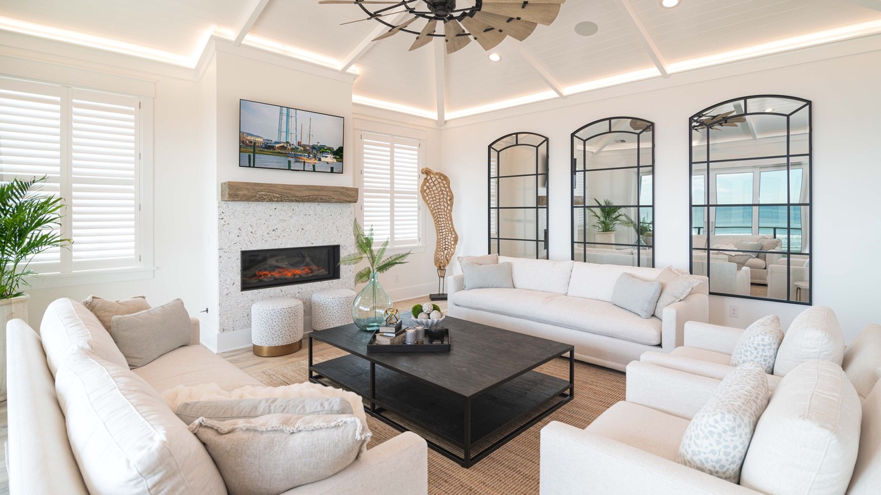 Photo of Livingroom in Holden Beach