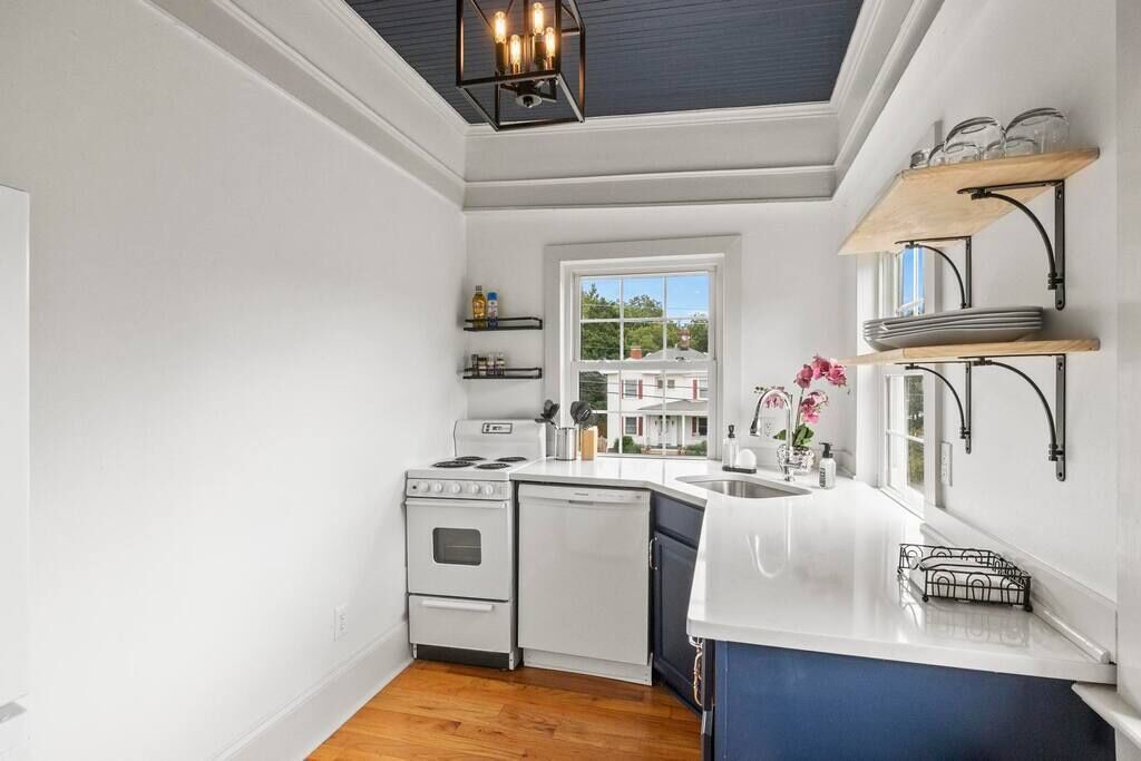 Photo of Kitchen in Southwest Raleigh