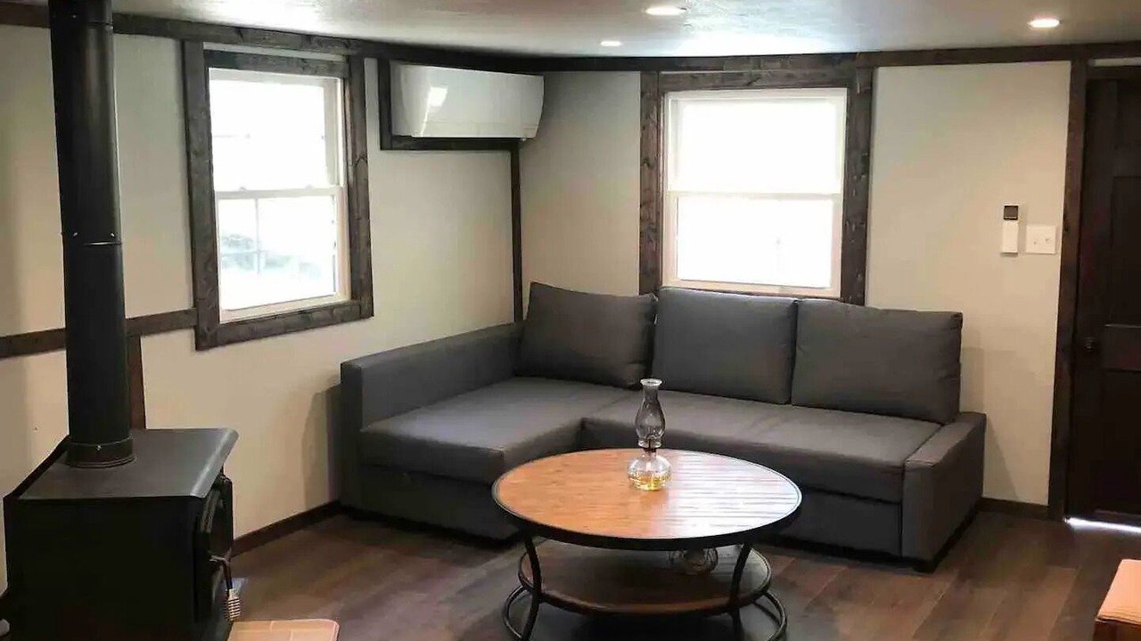 Photo of Livingroom in Burnsville