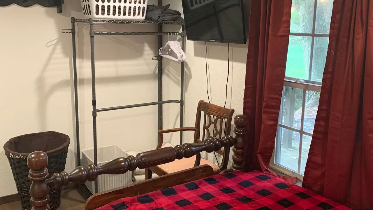 Photo of Bedroom in Burnsville