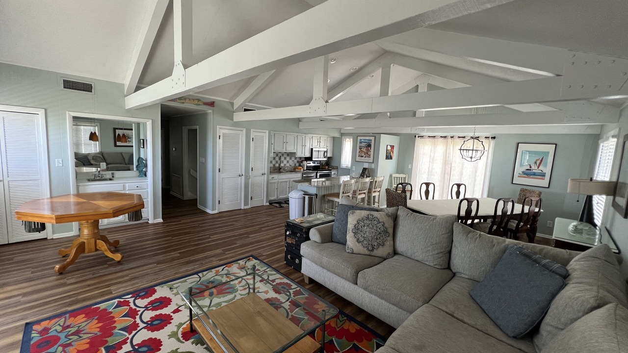 Photo of Livingroom in Emerald Isle